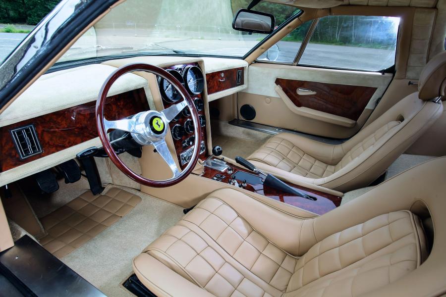 Интерьер Ferrari 365 GTB/4 Panther Shooting Brake (15275) 1975 года  (фото 22 из 29)
